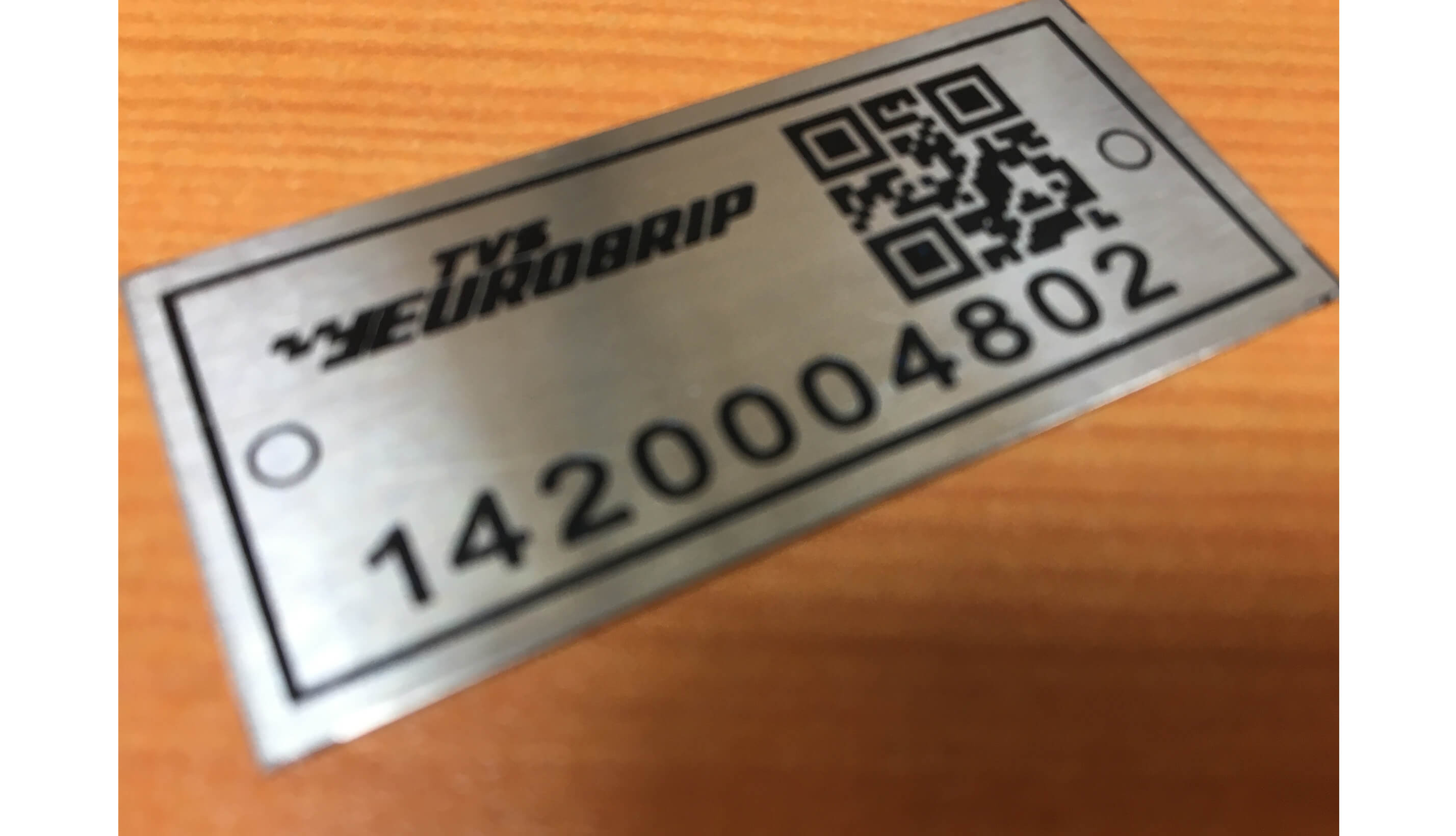 METAL QR CODE LABEL 4