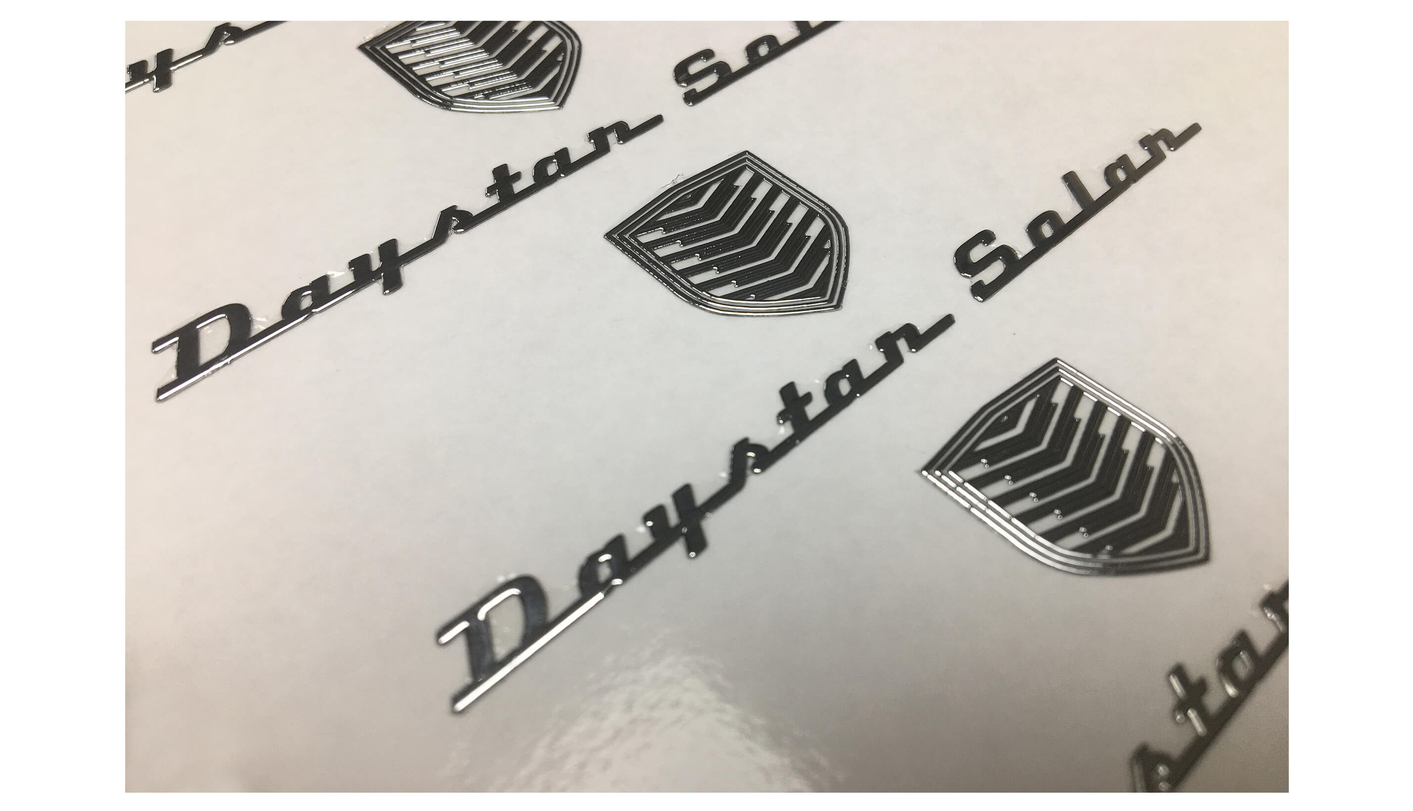 Customized Metal Sticker Manufacturer